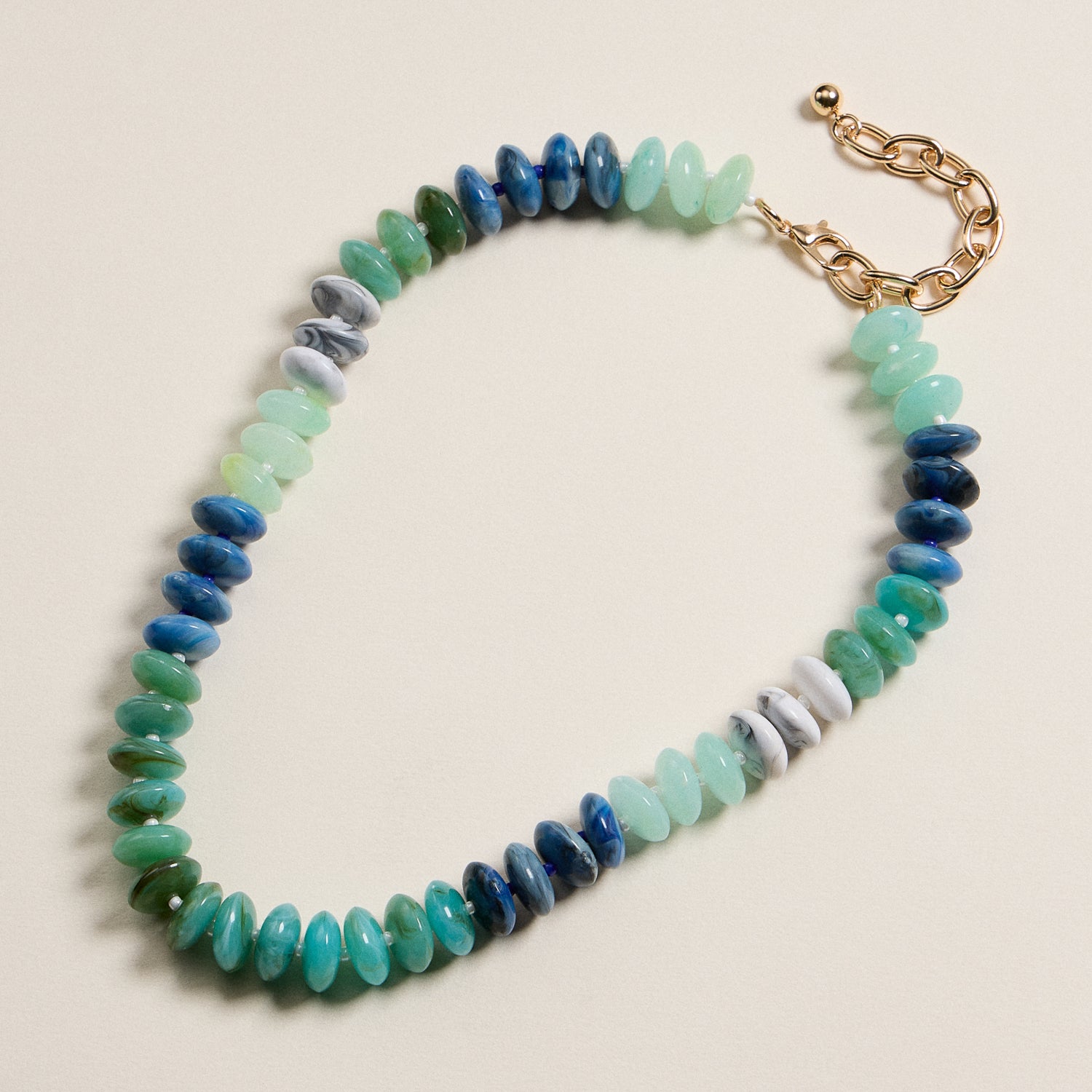 Gradient Resin Oval Bead Necklace in Sculpted Disc Design