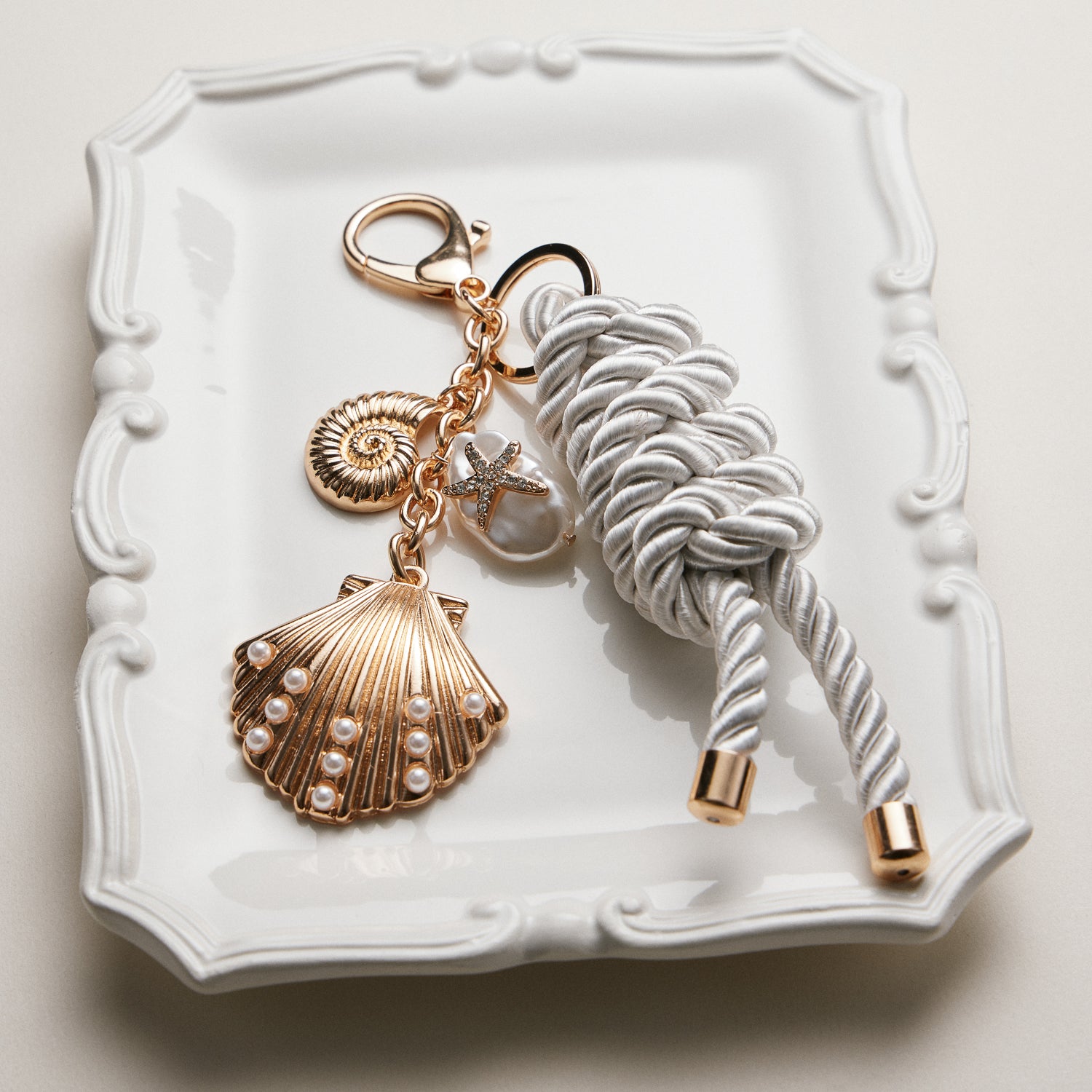 Gold Coastal Charm Keychain—Shell Pearl Starfish
