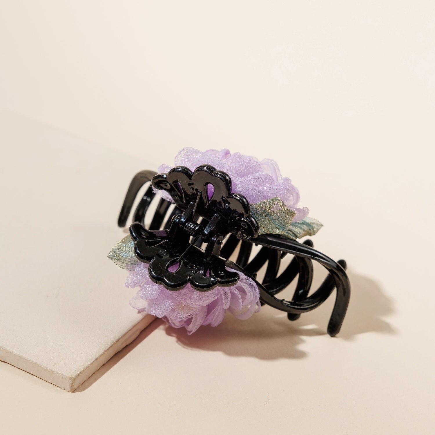 Vintage Flower Seed Hair Claw