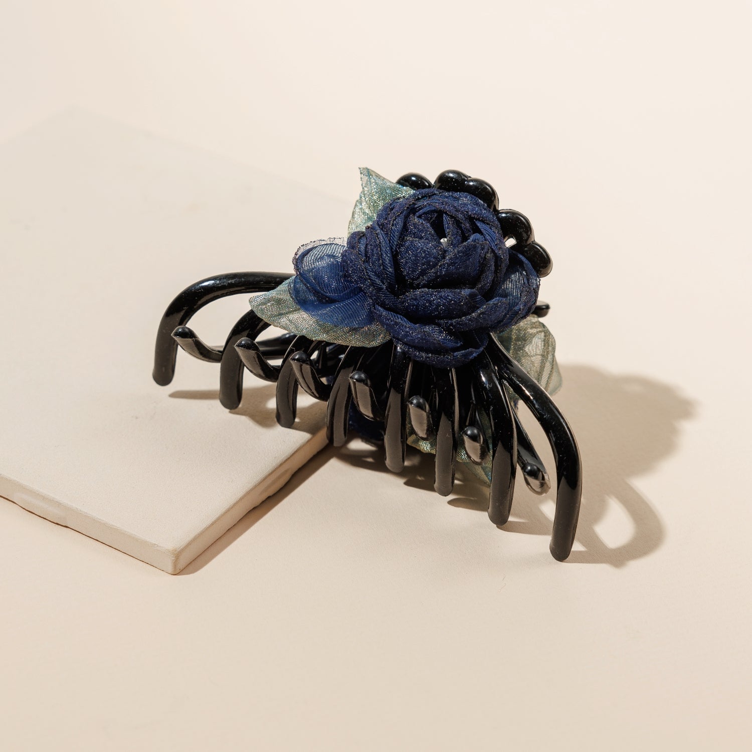 Vintage Flower Seed Hair Claw