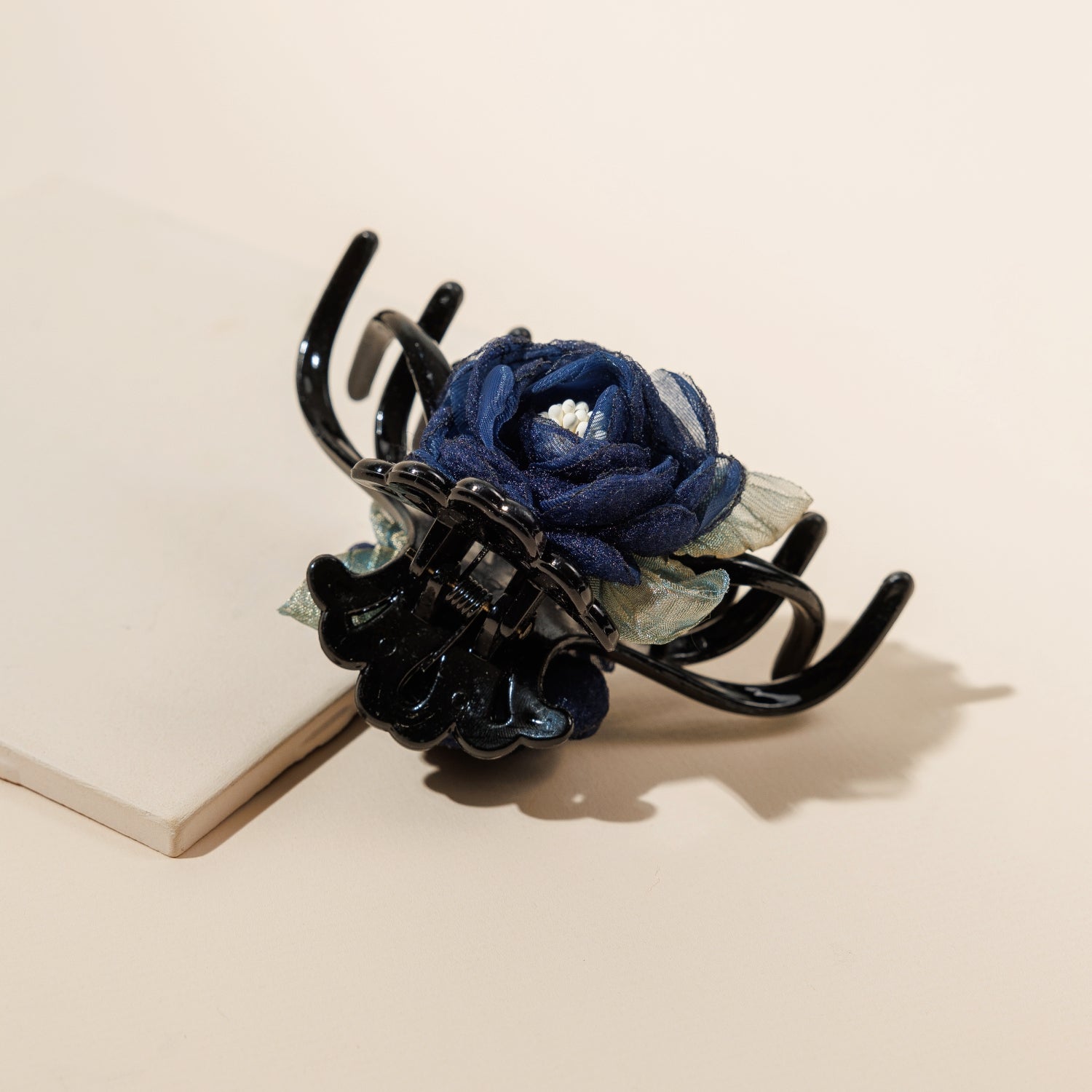 Vintage Flower Seed Hair Claw