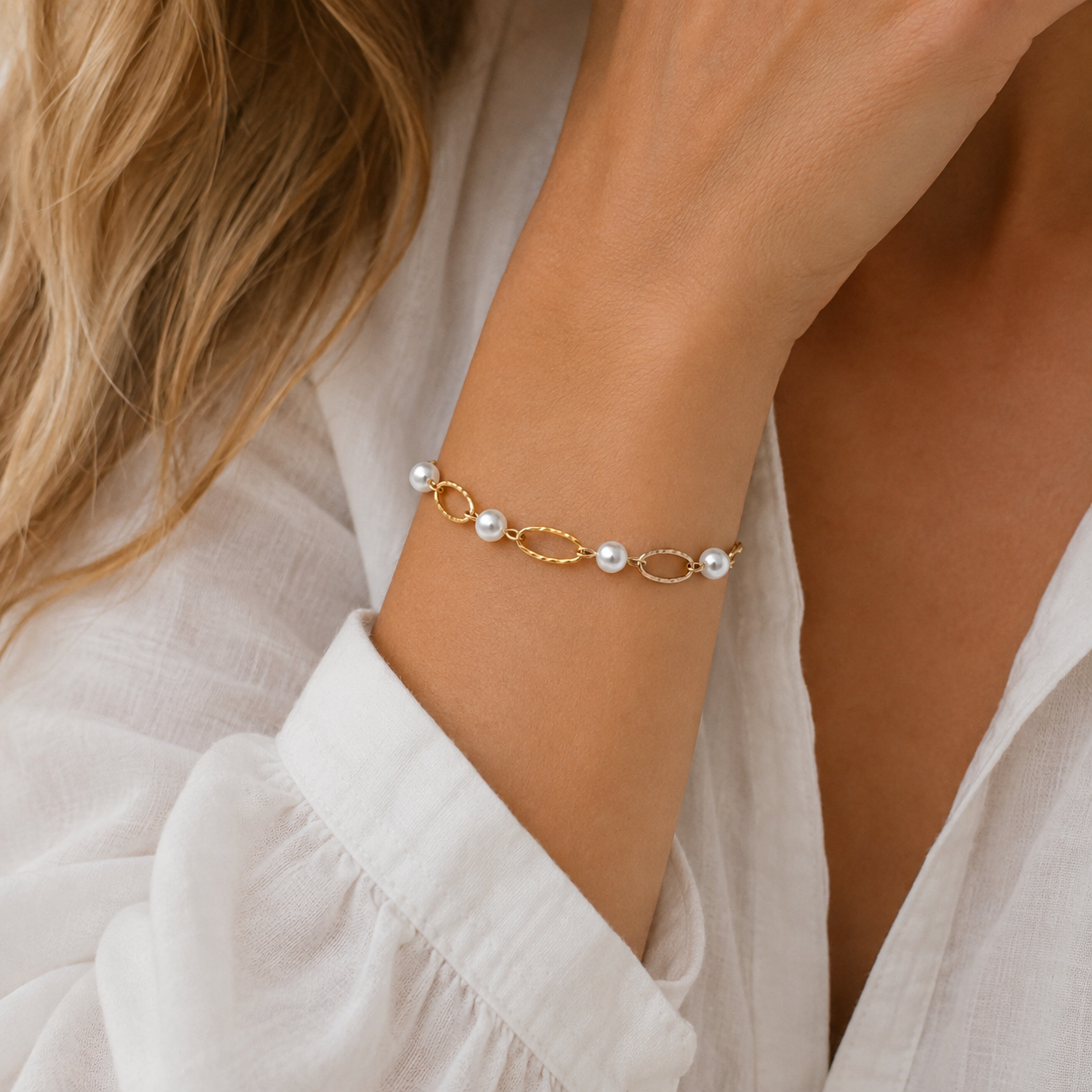 Pearl Link Bracelet | Textured Oval Statement