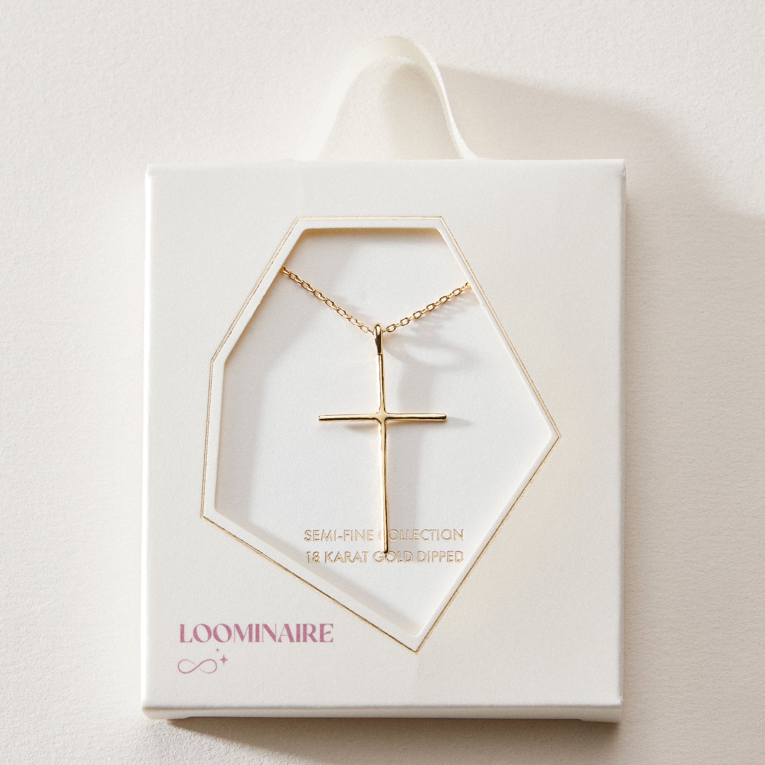 Gold Chain Necklace with Sleek Cross Pendant - Frem