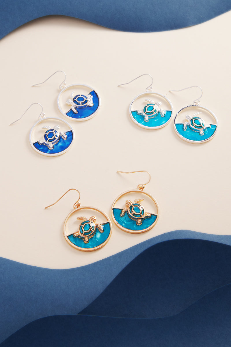 Sea Turtle Dangle Earrings – Ocean-Inspired Round Drop Design