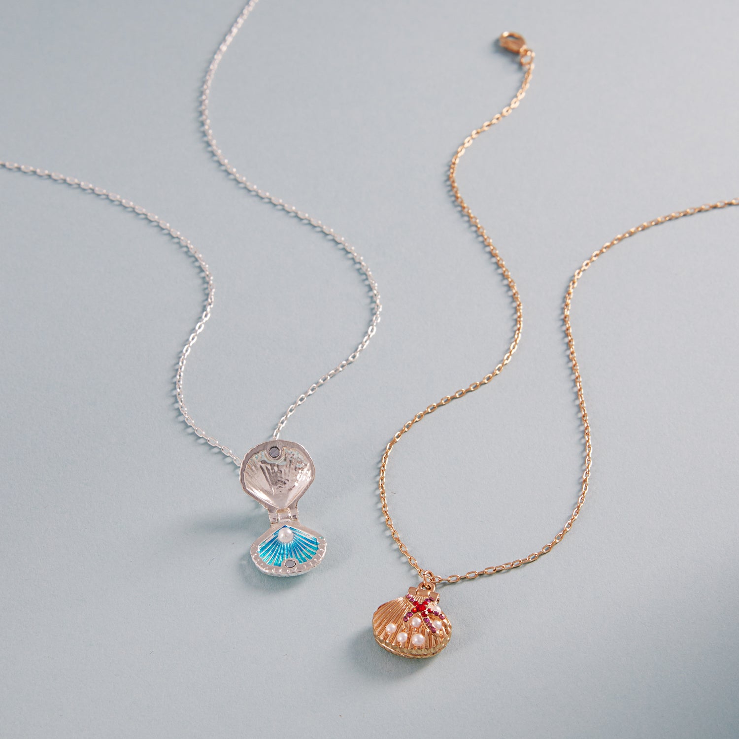 Seashell Locket Necklace with Pearl – Ocean-Inspired Silver Pendant