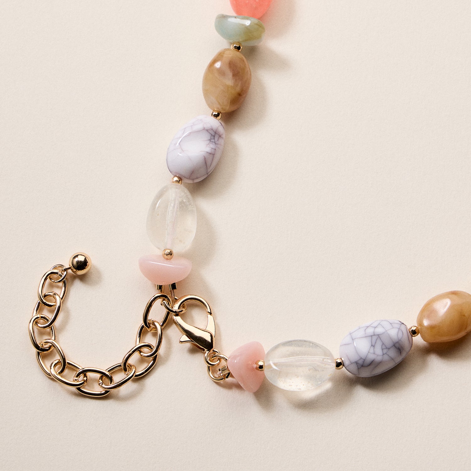 Organic Resin Bead Necklace – Colorful Chunky Beaded Statement Chain with Gold Accents, Adjustable Length