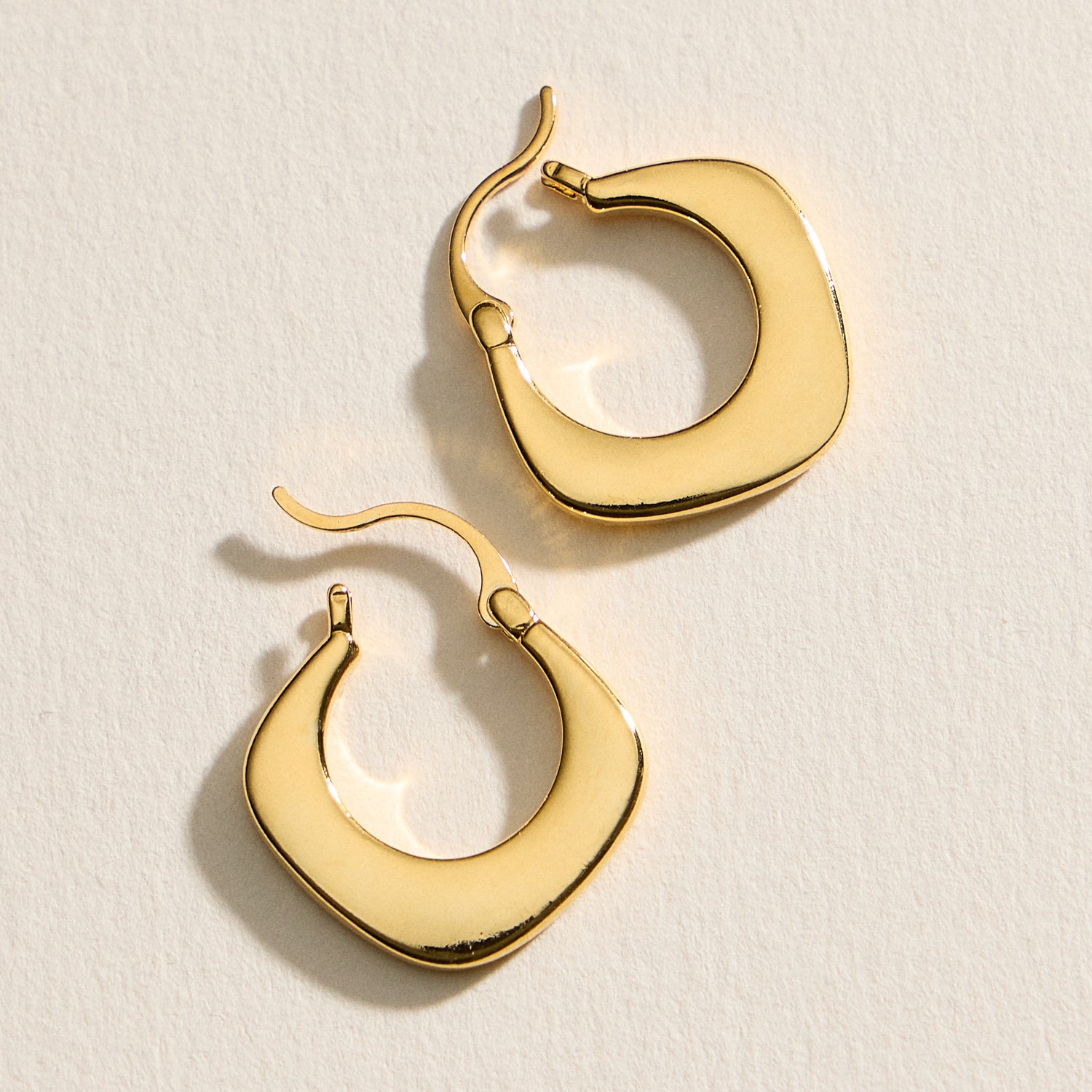 Gold-Dipped Modern Sculpted Hoop Earrings – Made in Korea