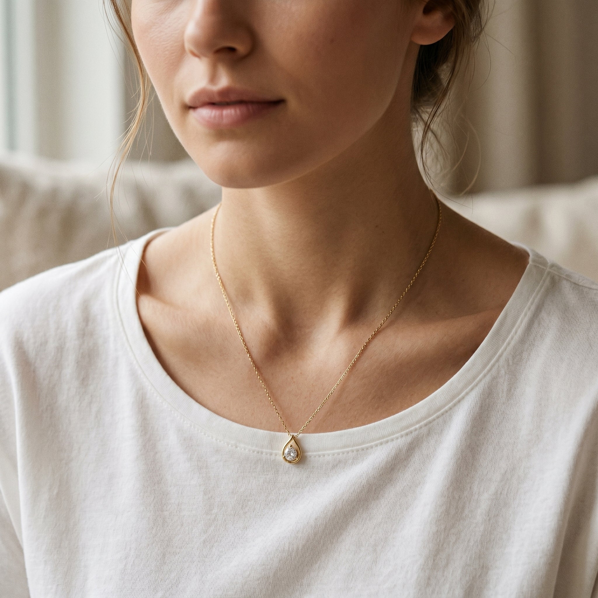 Gold Teardrop Crystal Pendant Necklace | Dainty