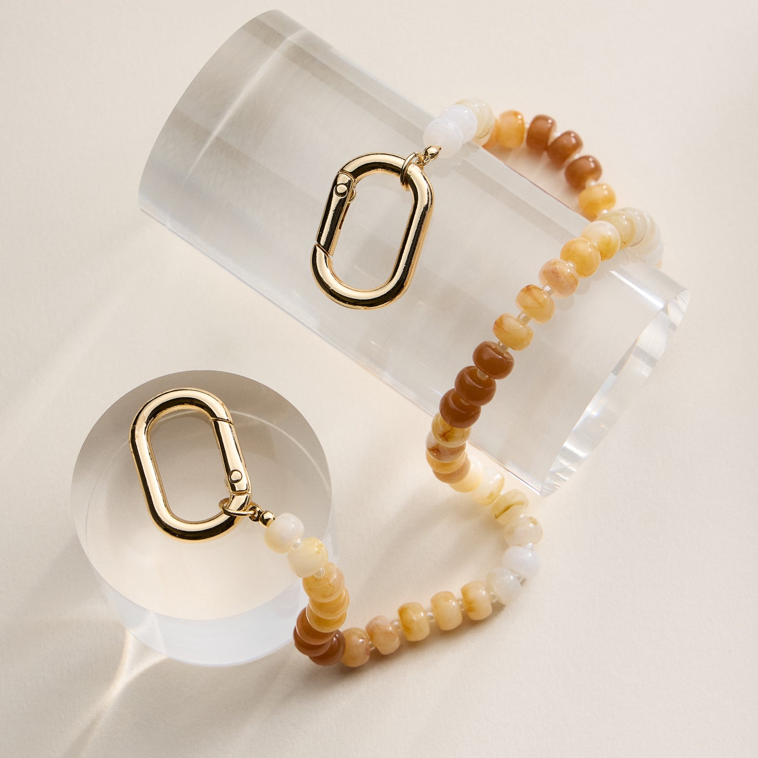 Colorful Beaded Bag Charm with Gold Clasp Trendy Accessory - Frem