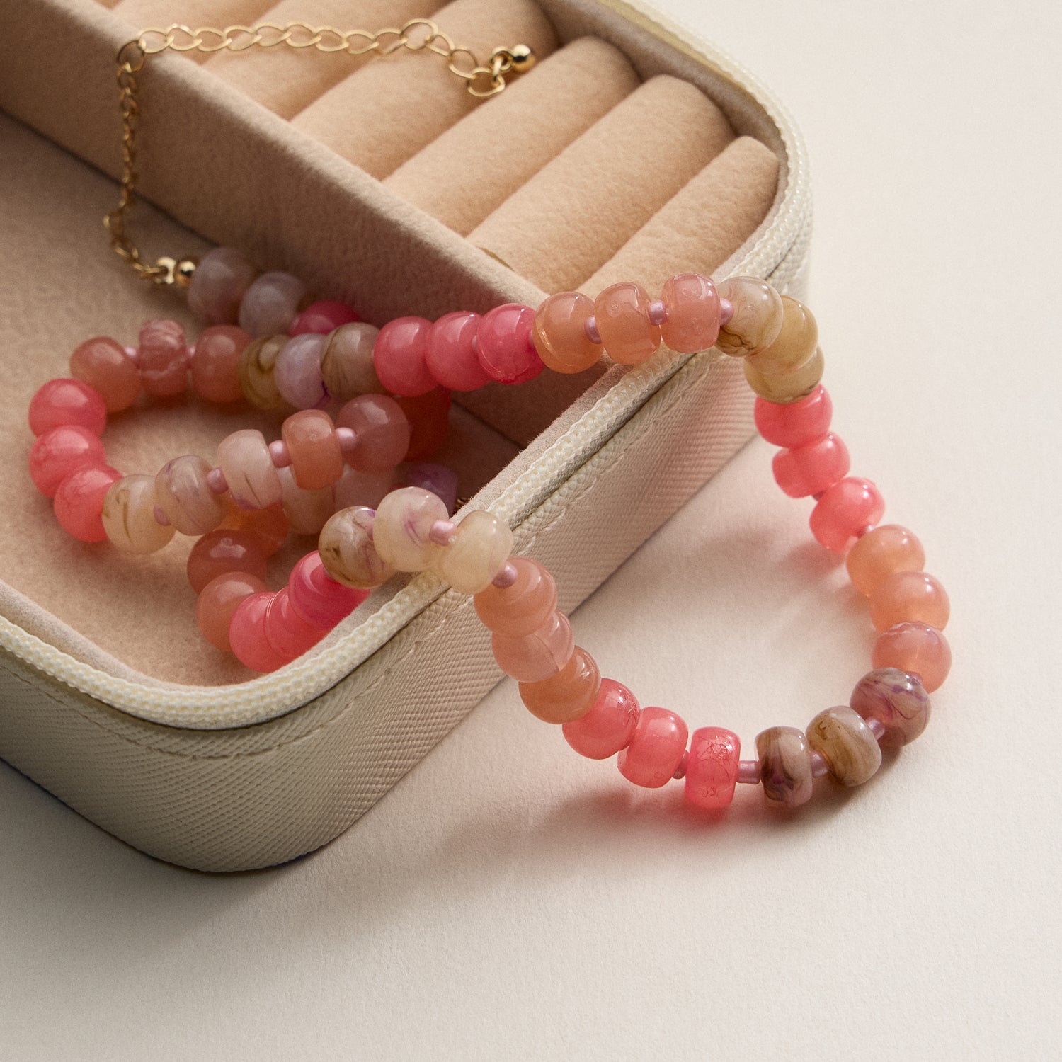 Gradient Color Round Disc Beaded Necklace