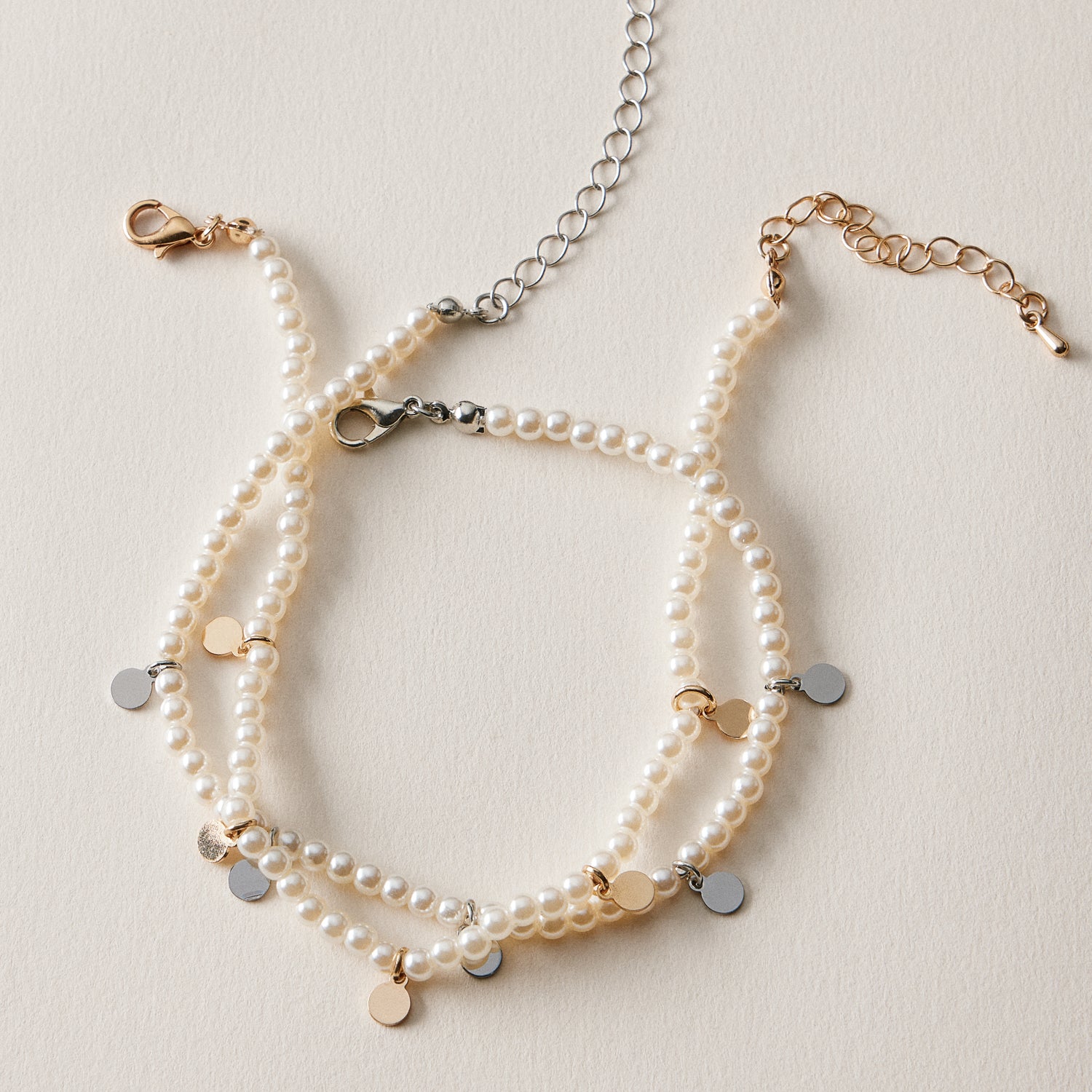 Pearl Disc Charm Anklet | Dainty Beaded Jewelry