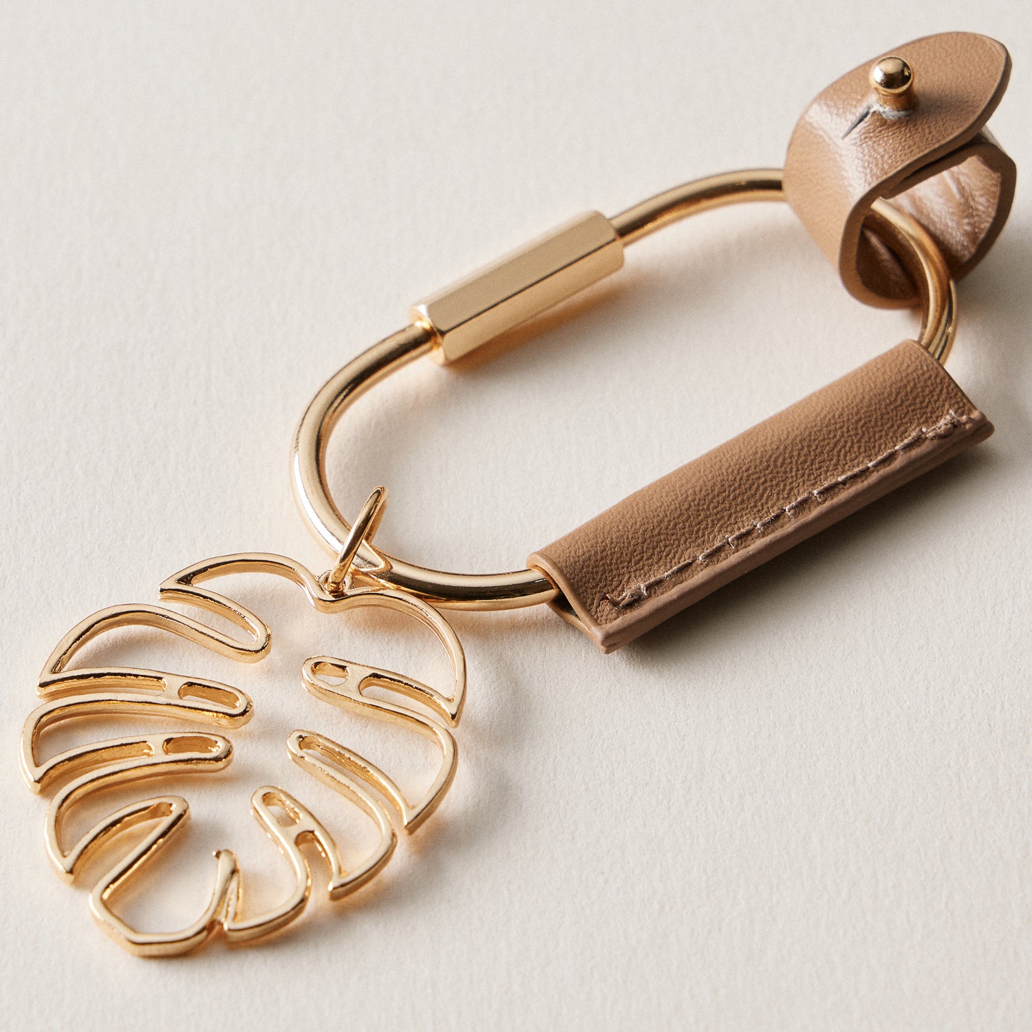 Tropical Palm Leaf Keychain | Faux Leather Key Holder