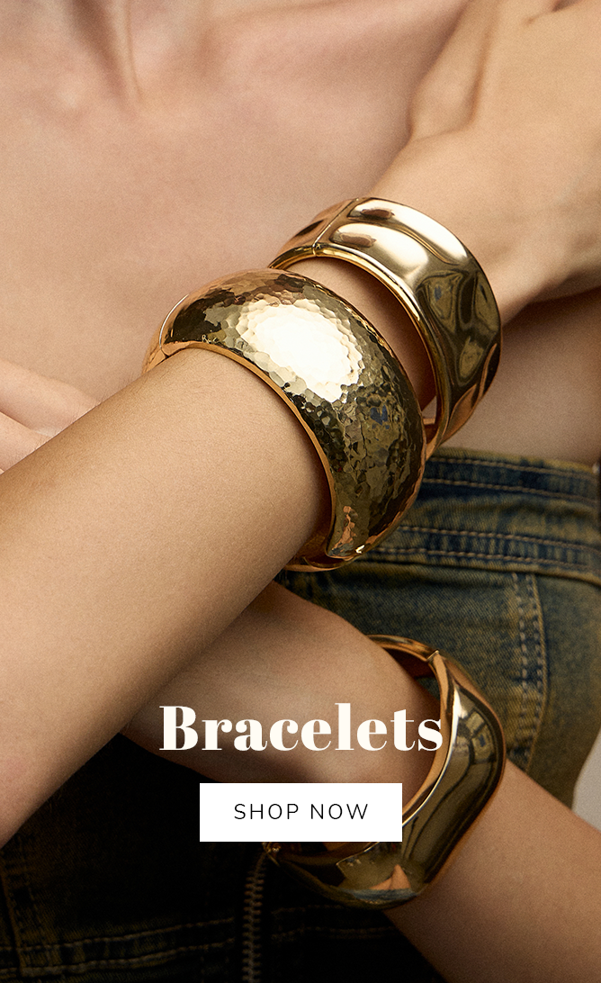 Bracelets hover
