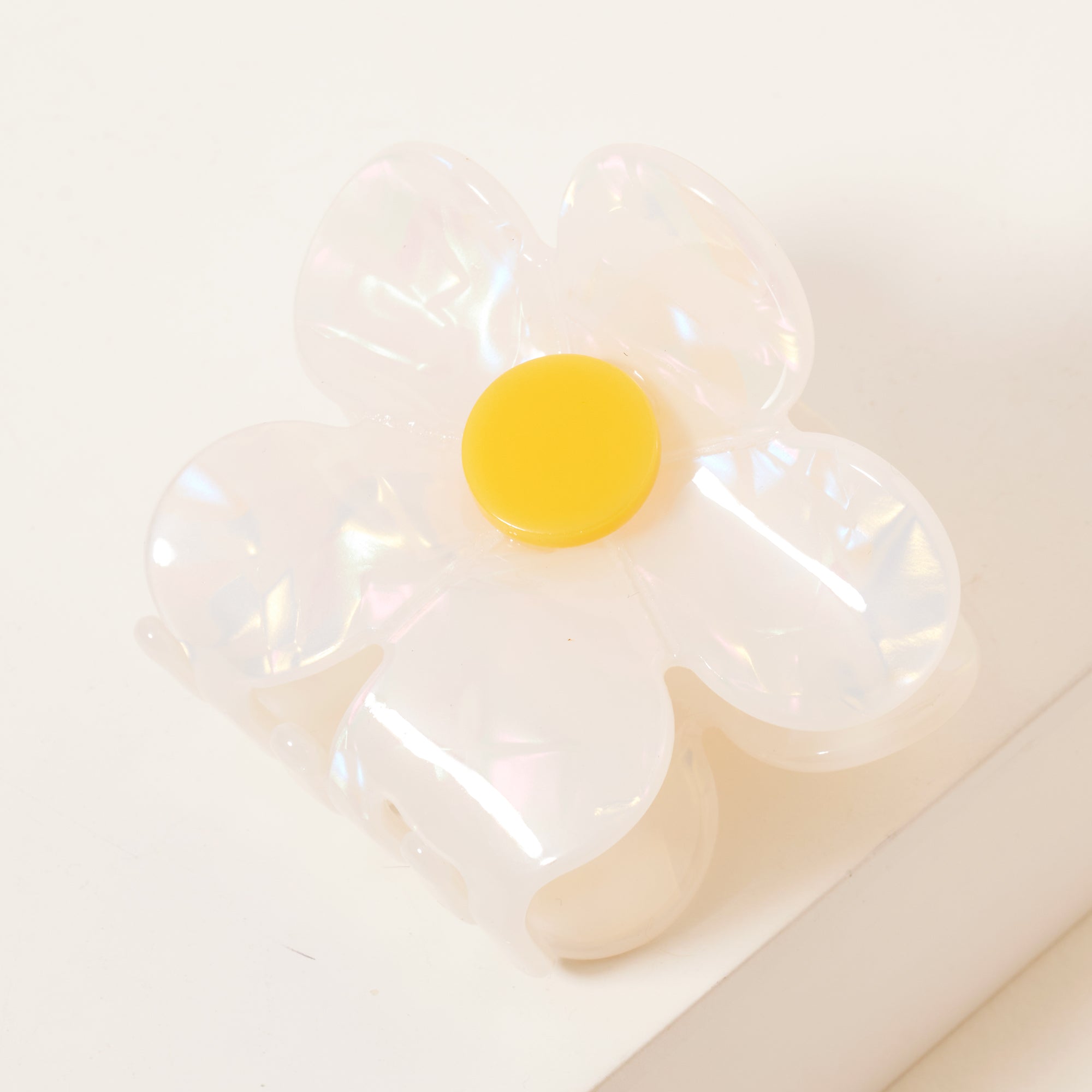 Delicate Daisy Flower Hair Claw
