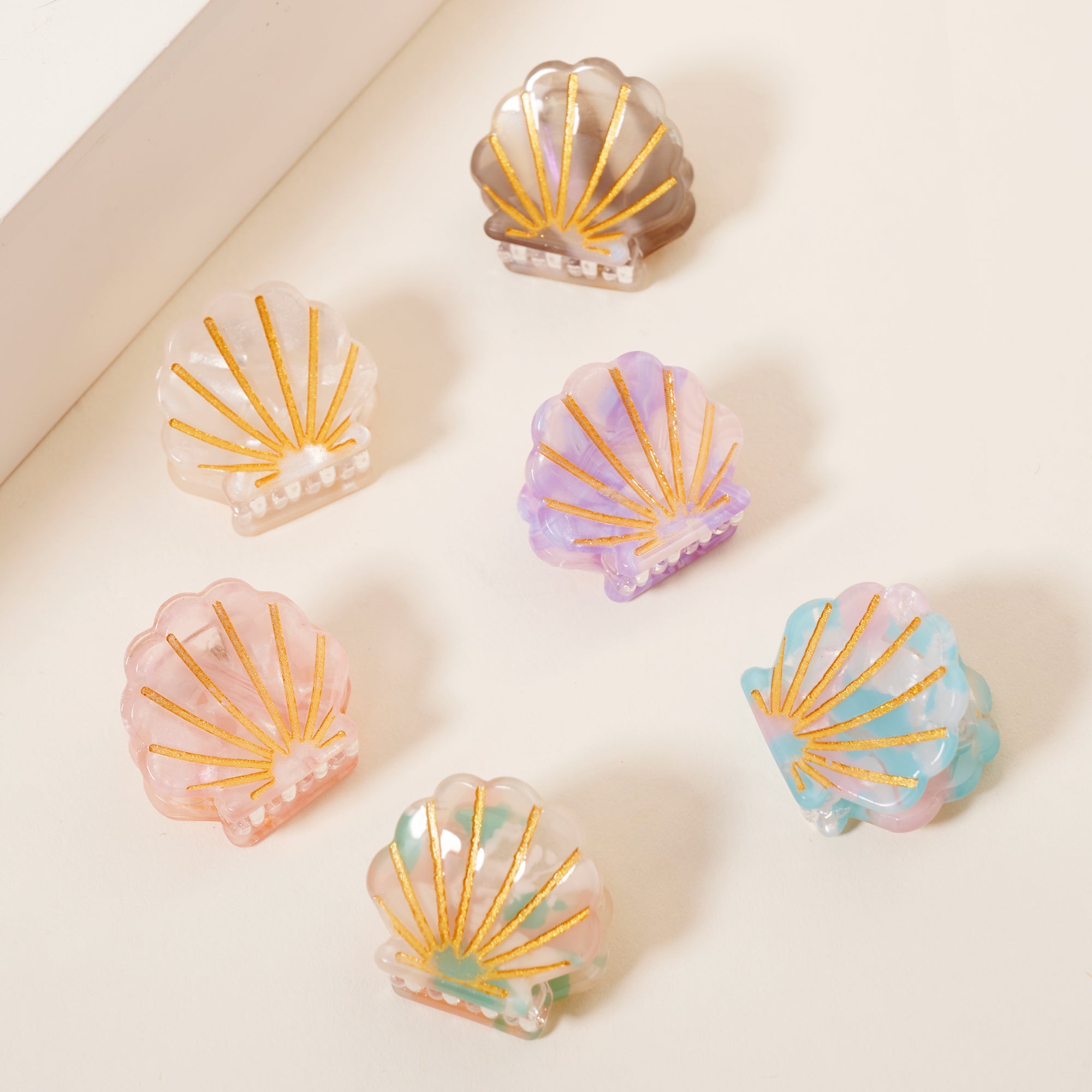 Delicate Mini Seashell Hair Clip Set