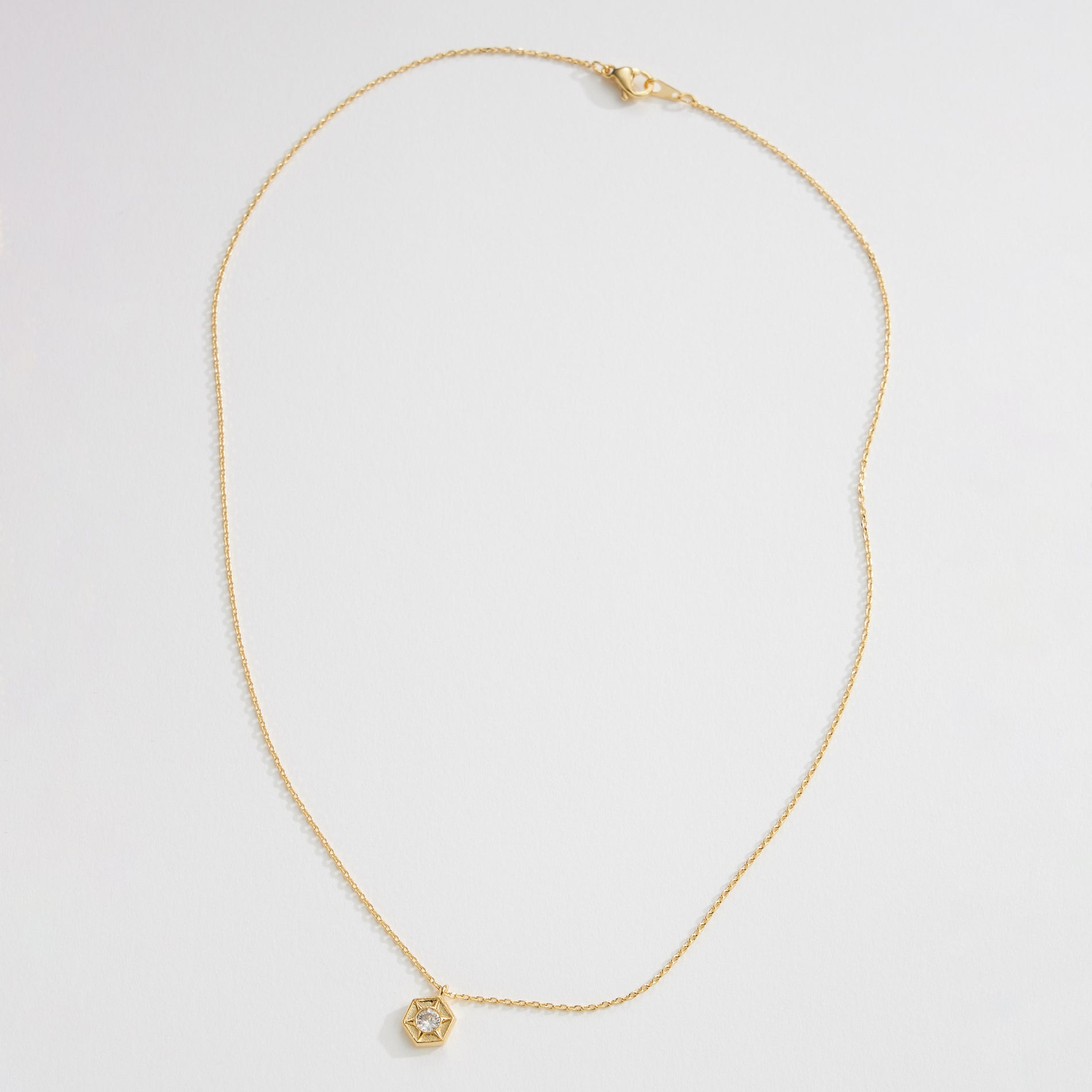 Gold Dipped Hexagon Pendant Necklace - Frem
