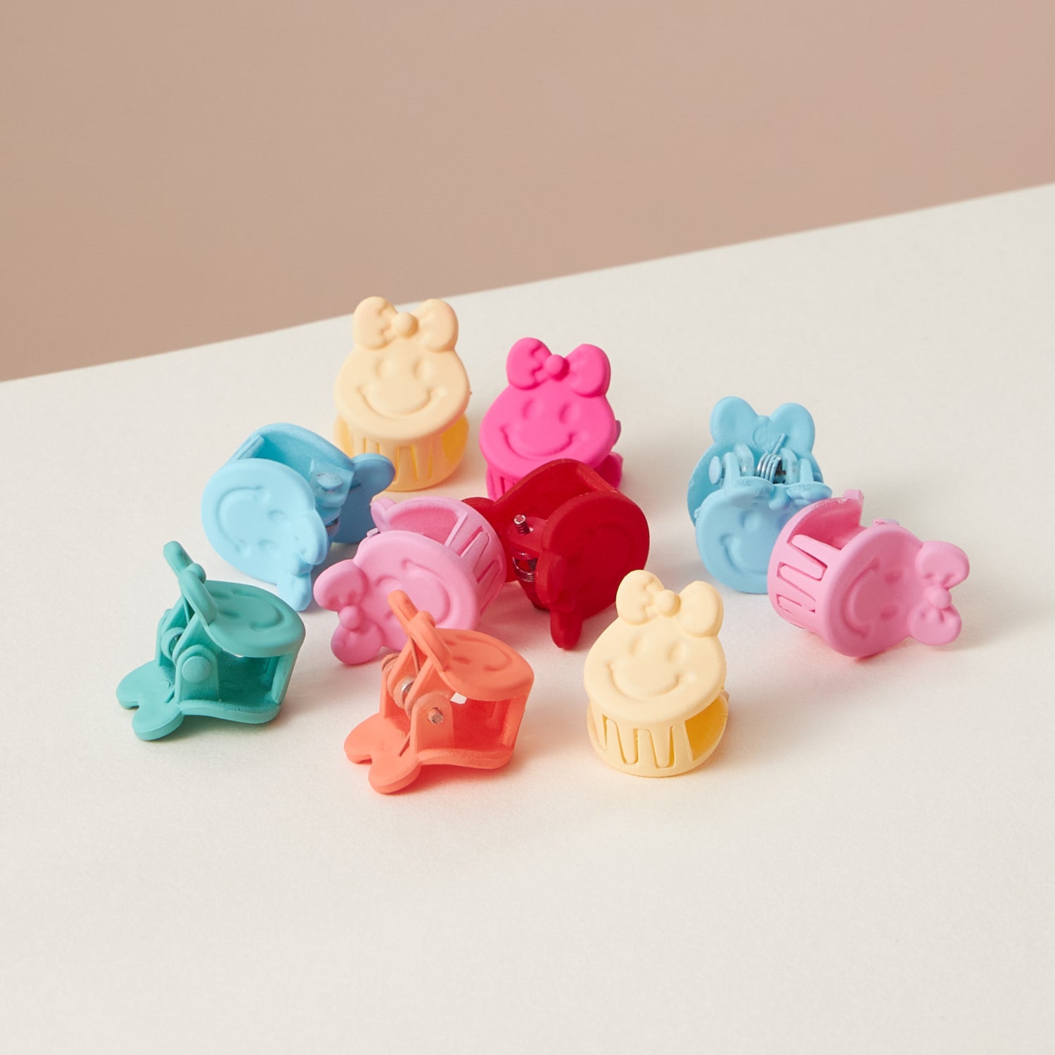 10 Pcs Smiley Face Rubber Coated Mini Hair Clips - Frem